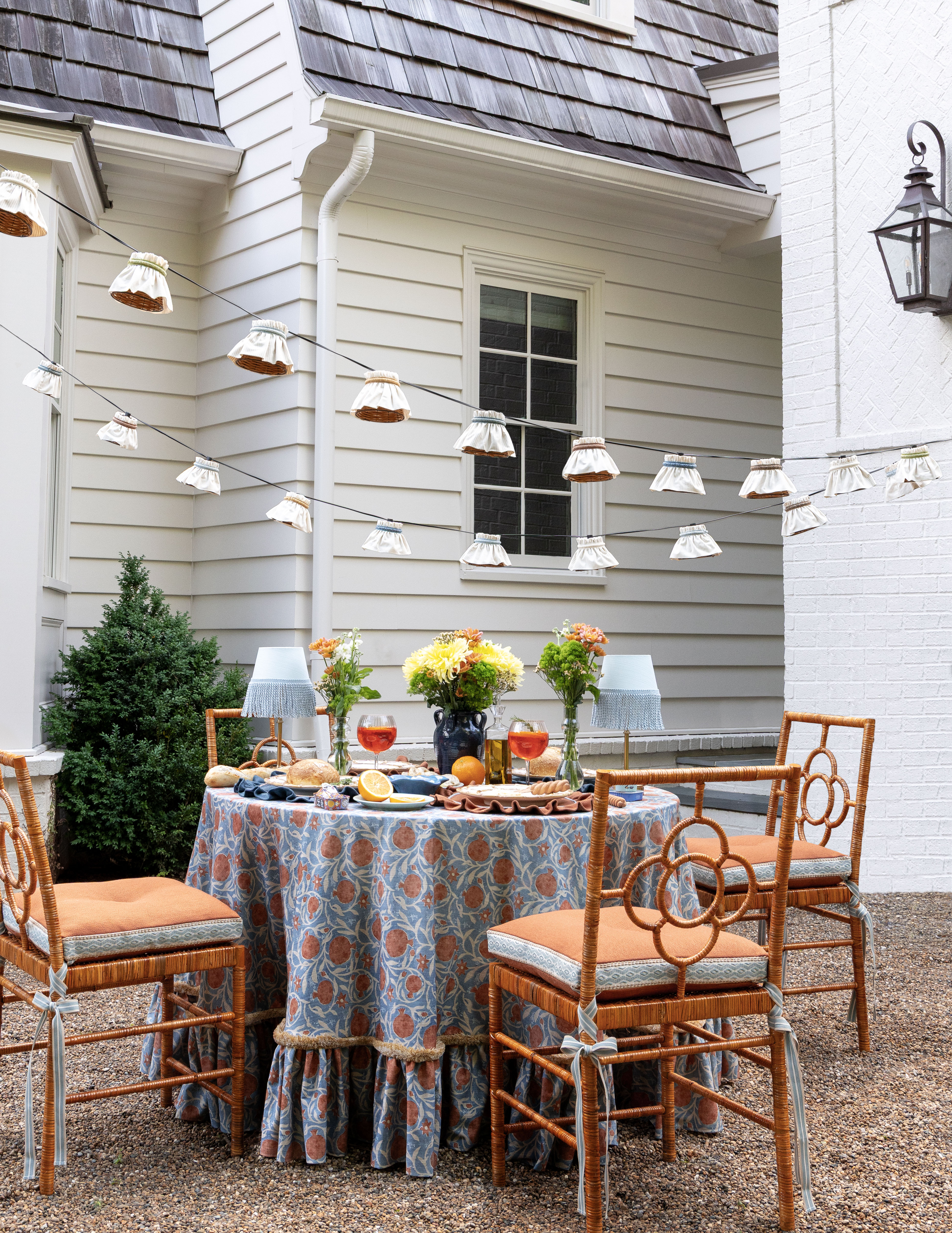 outdoor tablescape