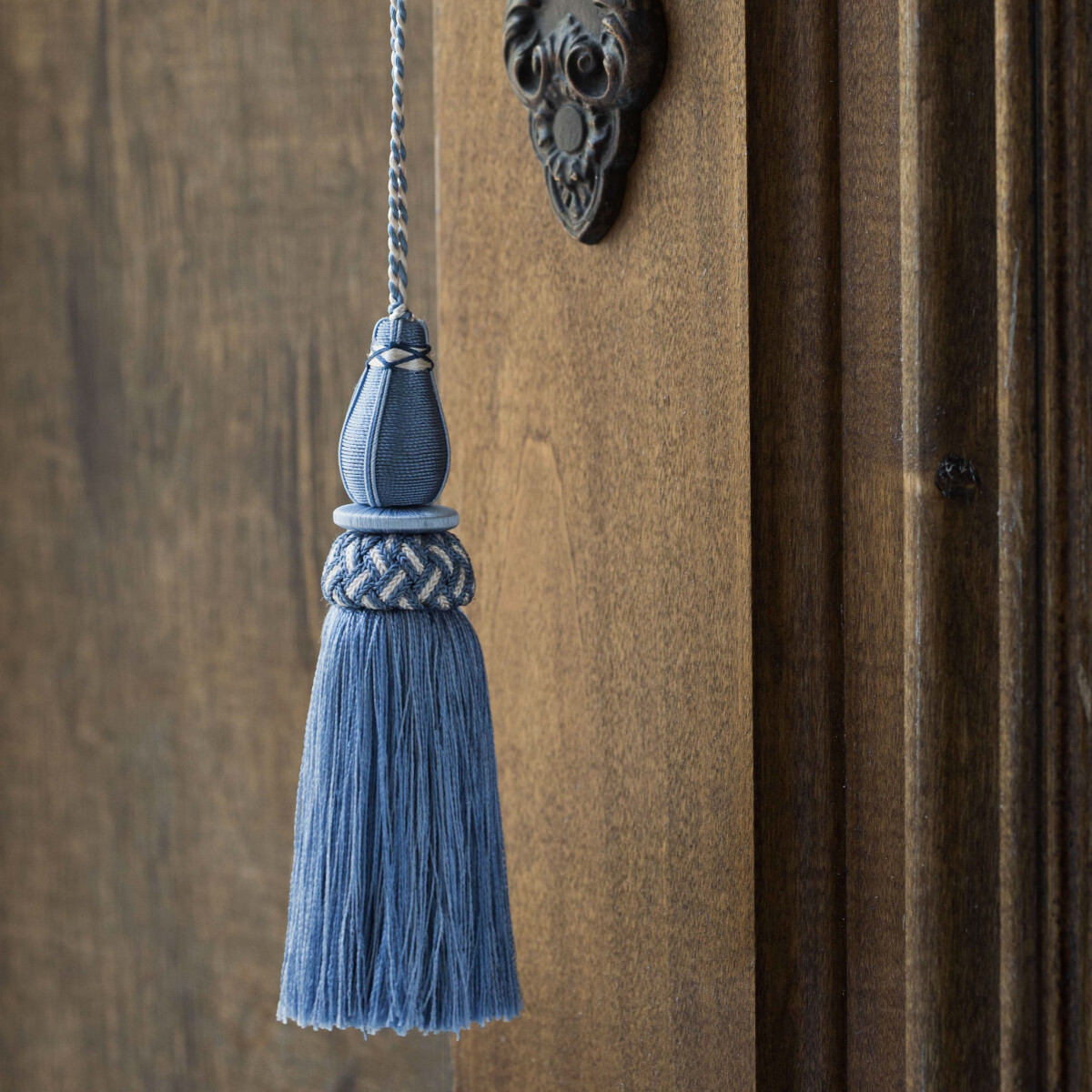 CHEVALLERIE KEY TASSEL - ORO - Samuel and Sons