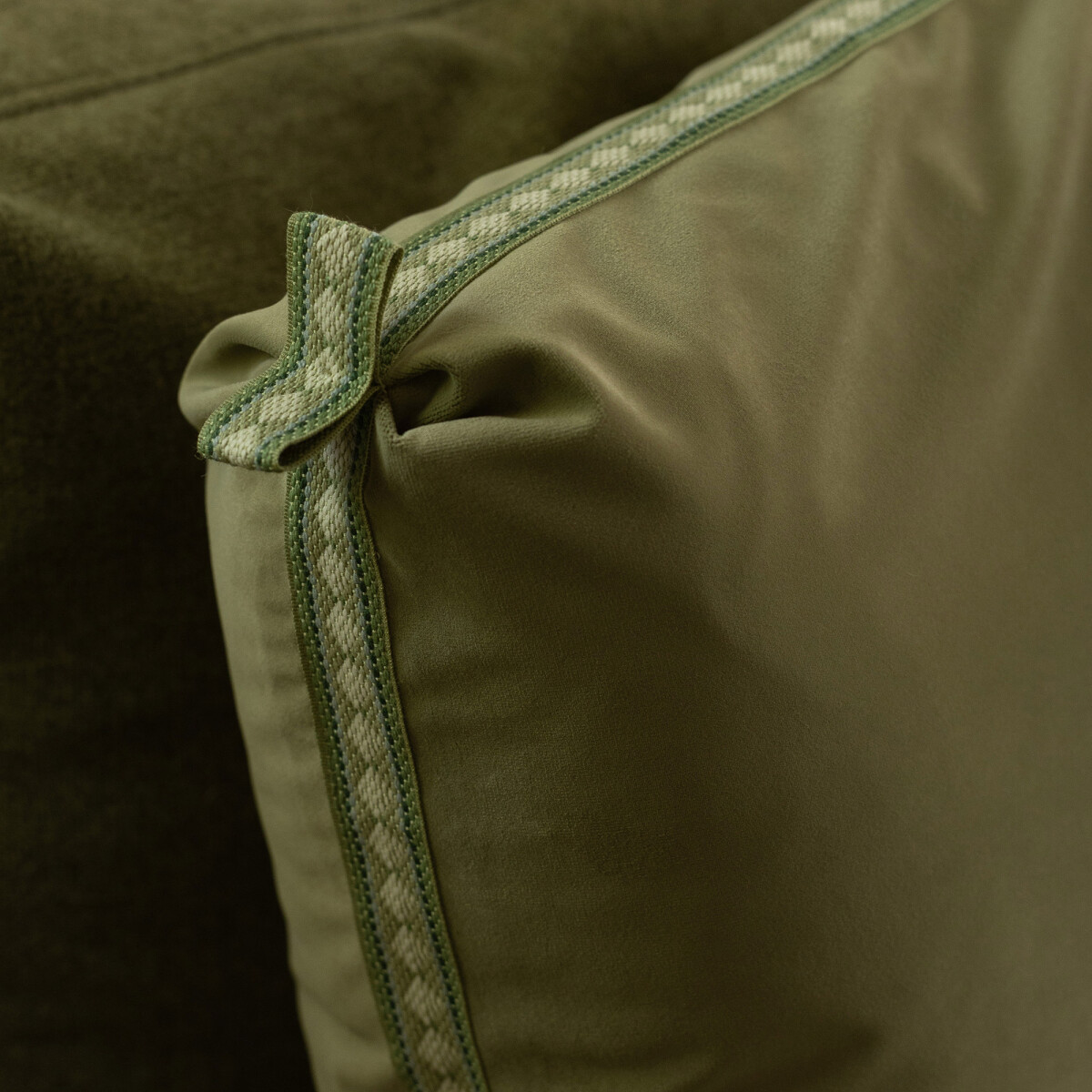 ASHTON DIAMOND BORDER - SAVILE NAVY - Samuel and Sons