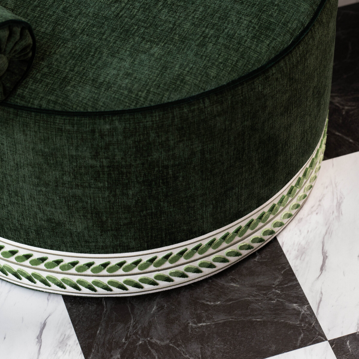MAXIM VELVET BORDER - PRUSSIAN BLUE - Samuel and Sons