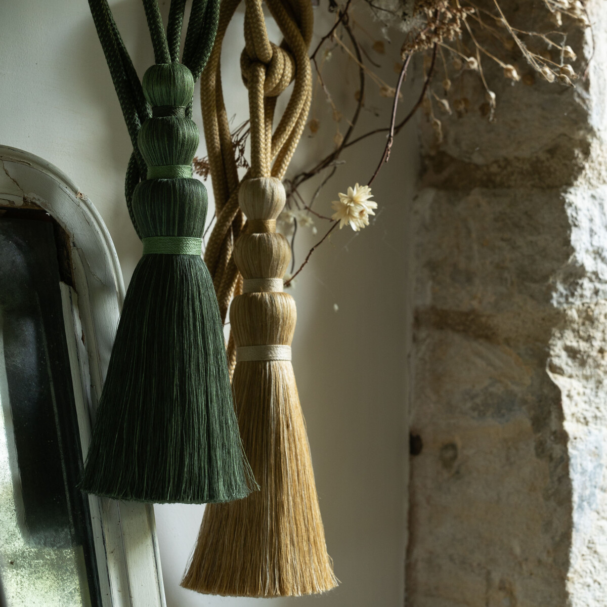 ILANA SINGLE TASSEL TIEBACK - PETAL - Samuel and Sons