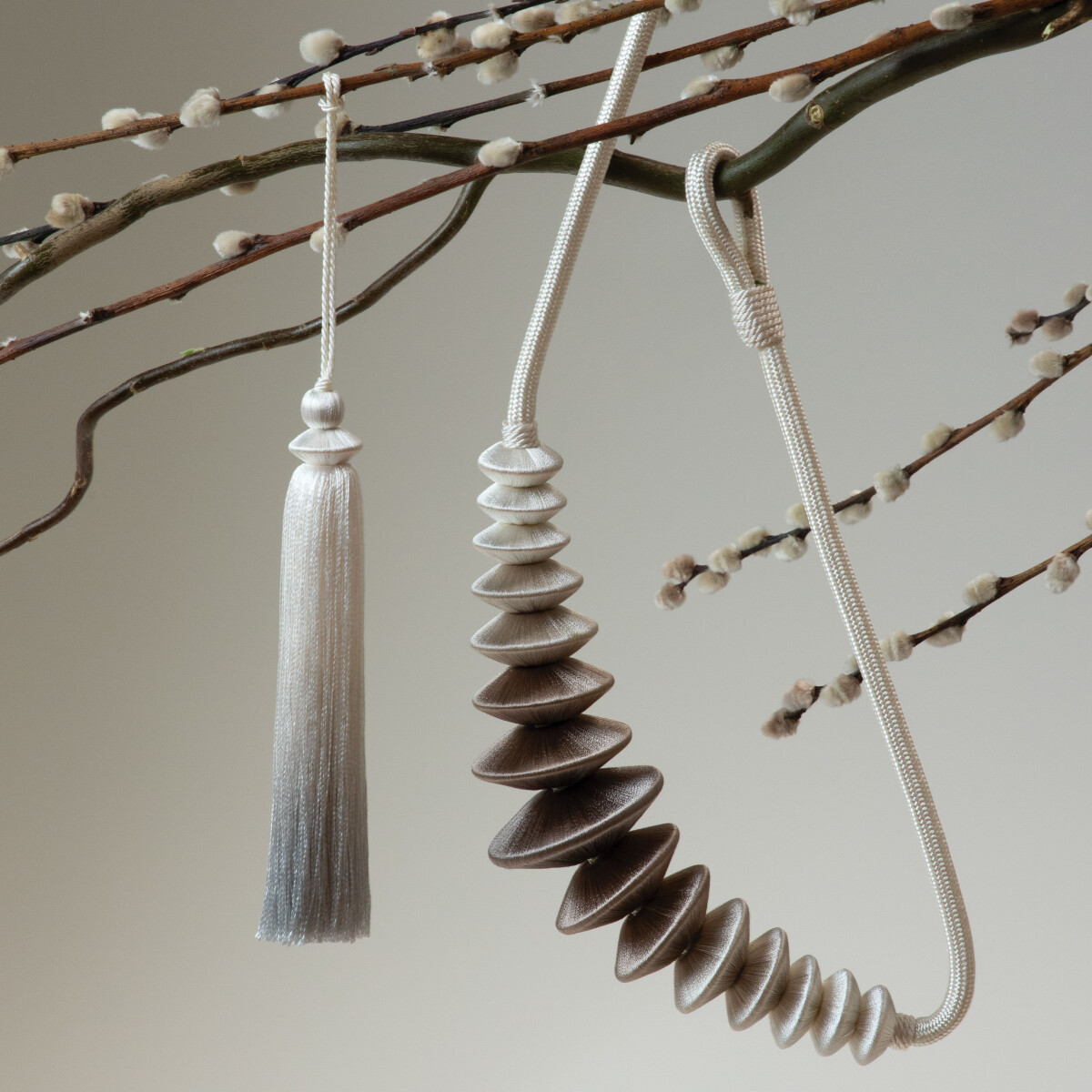 小物 MY WEAKNESS SCALA TASSEL Limited Stock