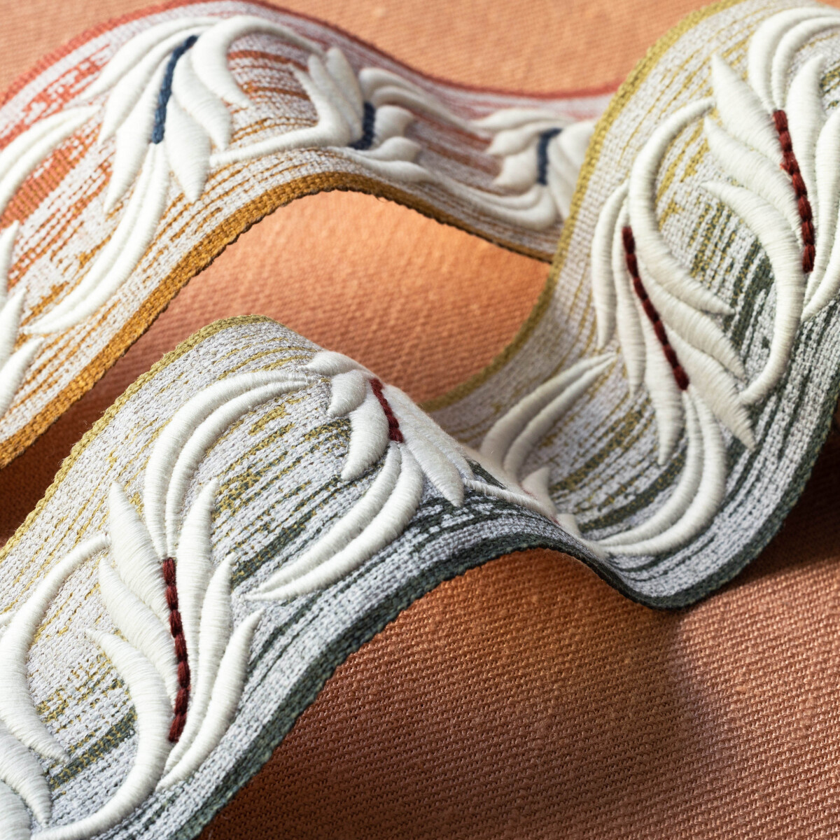 FOGLI CABLATE EMBROIDERED BORDER - BIANCO - Samuel and Sons
