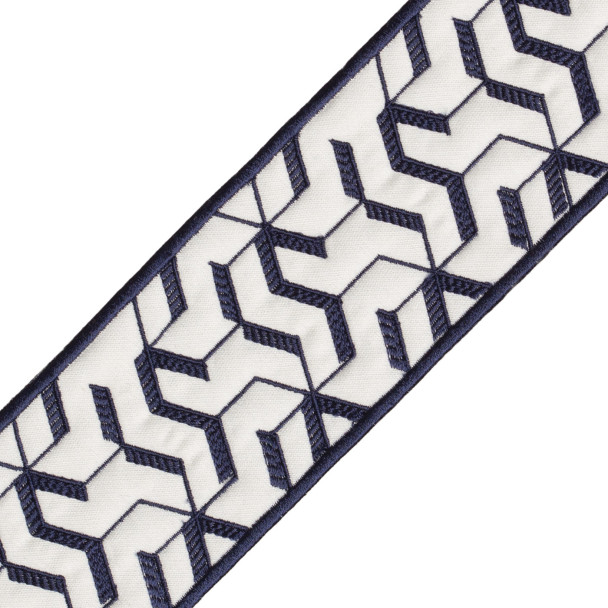 BORDERS/TAPES - COLTON EMBROIDERED BORDER - 21